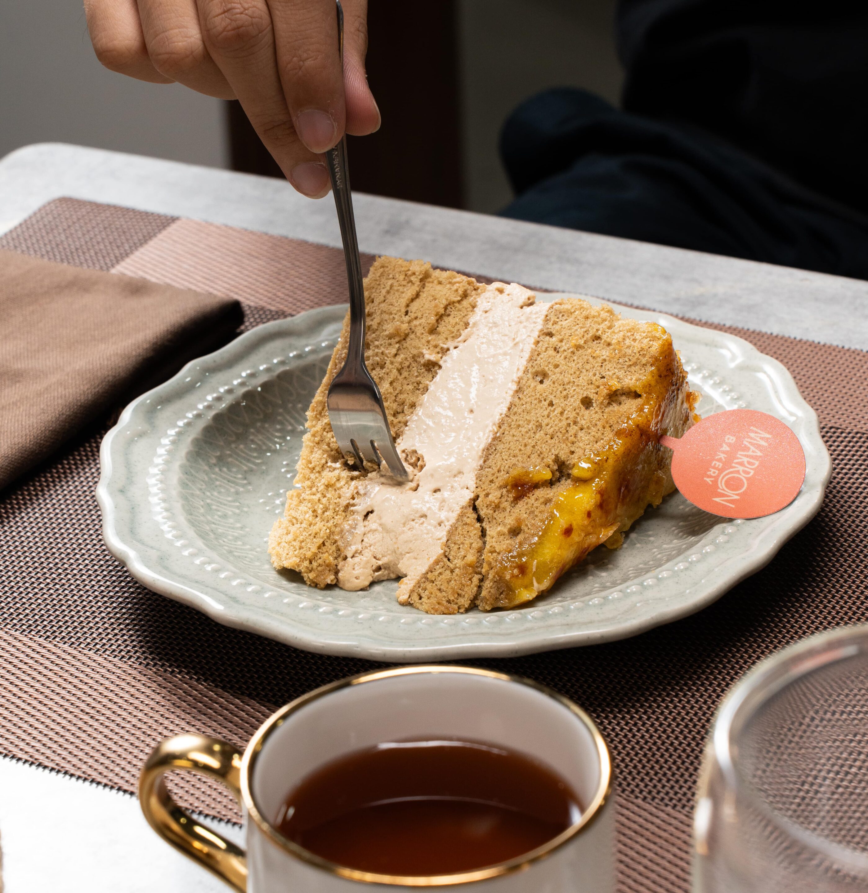 SLICED ESPRESSO CRUMB Crème brûlée